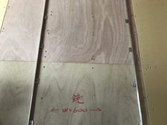 豊中市  鏡枠取付け